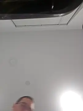 Iliketocooksquirt25 online show from April 2, 3:37 am