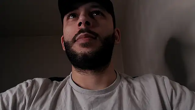 henryaxe online show from April 9, 11:16 am