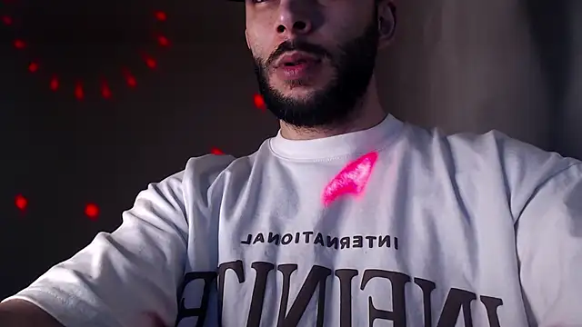 henryaxe online show from November 26, 10:57 pm