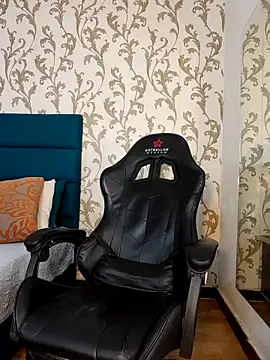 Michael magno online show from February 17, 8:52 pm