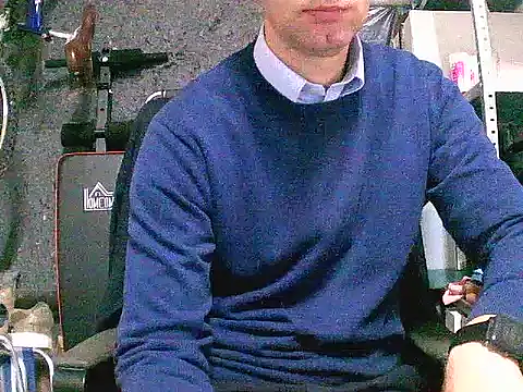 dar12173 online show from April 7, 11:43 am