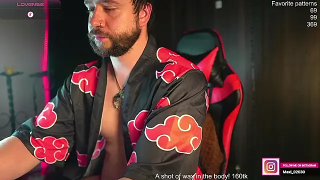 just maxii online show from February 25, 1:06 am