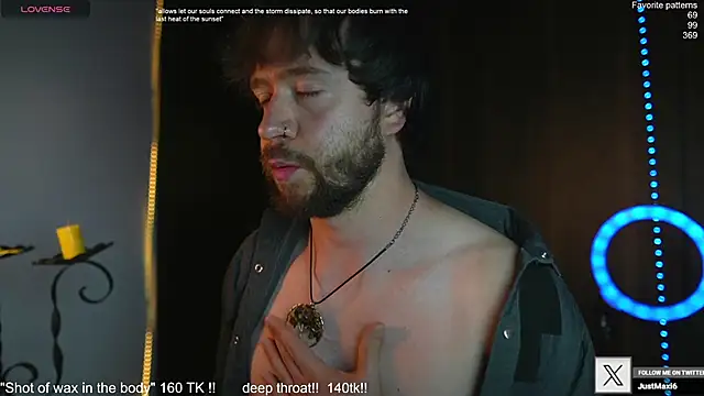 Snapshot of just_maxii chatting on October 2, 12:36 am just maxii online show from October 2, 12:36 am