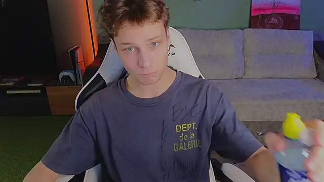 TeddyLiLboy online show from November 26, 6:00 pm