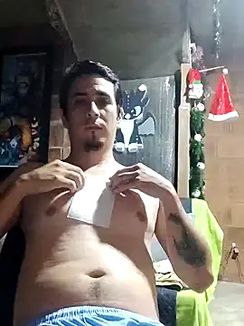 Snapshot of Rejy1992 chatting on December 23, 2:45 am Rejy1992 online show from December 23, 2:45 am