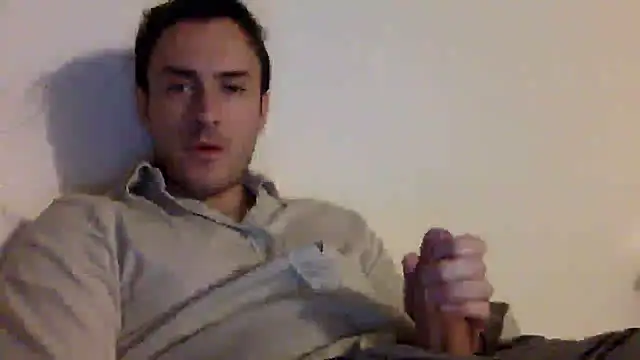 Snapshot of mainnrd chatting on January 2, 4:30 am mainnrd online show from January 2, 4:30 am