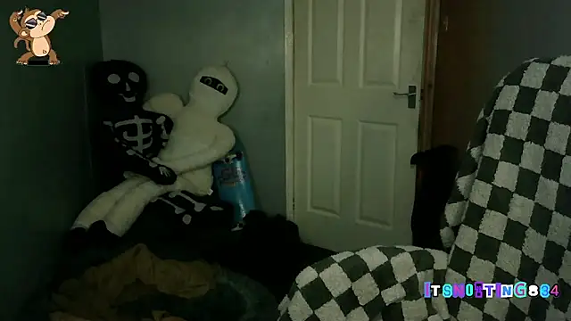 Itsnotting834 online show from October 31, 7:50 pm