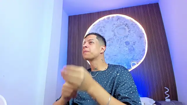 AgarEvans online show from March 4, 4:52 am