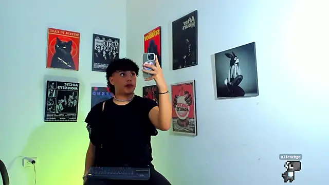 GaelOconnerr online show from March 2, 3:45 am