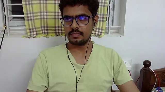 The SHY uncut online show from November 23, 2:17 pm