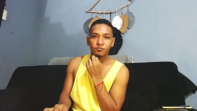 Grandeygruesa1 online show from February 5, 3:35 am