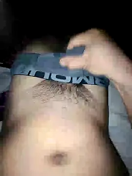 Snapshot of naper12 chatting on January 28, 6:05 am naper12 online show from January 28, 6:05 am