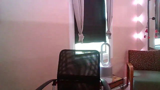 Snapshot of 9inking chatting on September 30, 7:28 pm 9inking online show from September 30, 7:28 pm