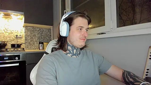  torfin  online show from December 7, 9:22 pm