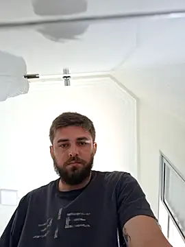 Dat1994 online show from December 16, 2:46 pm