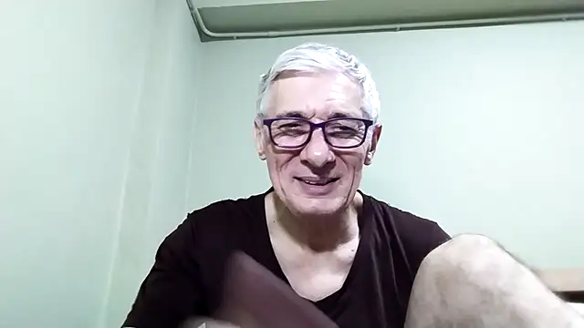 BIGUNCUTHARDCOCK online show from November 9, 5:44 am