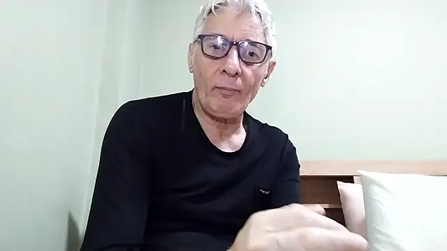 BIGUNCUTHARDCOCK online show from January 11, 2:37 am