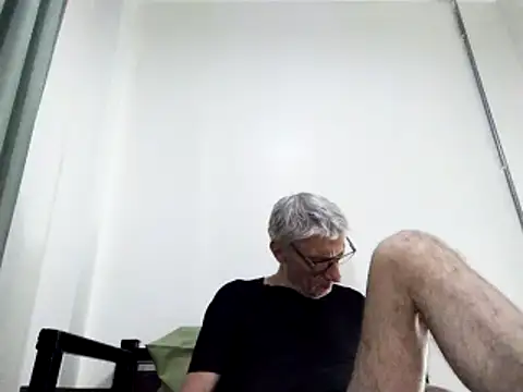 BIGUNCUTHARDCOCK online show from March 16, 11:05 am