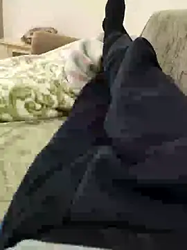 Snapshot of modelturanist27 chatting on January 28, 12:15 am modelturanist27 online show from January 28, 12:15 am