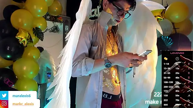 marckalexis online show from March 21, 3:27 pm