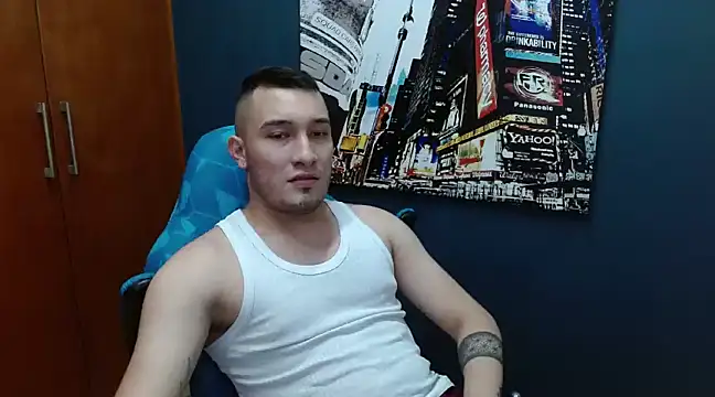 Snapshot of Airon_Blade chatting on January 27, 10:16 pm Airon Blade online show from January 27, 10:16 pm
