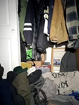 yourdirtysecret 23 online show from March 17, 4:04 am