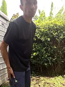 Nacho19cmsex online show from April 1, 4:15 pm