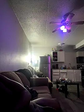 bigdick5157 online show from December 18, 5:36 am