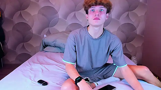 Ian Flor online show from December 1, 12:19 pm