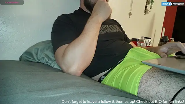 dikdowndaddy online show from April 20, 8:39 am