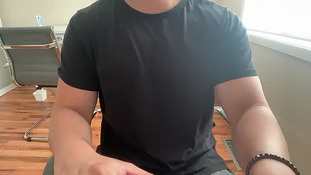 jungcock3210 online show from July 6, 1:41 pm