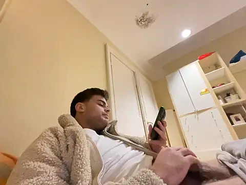 cubalibre02 online show from December 2, 10:02 pm