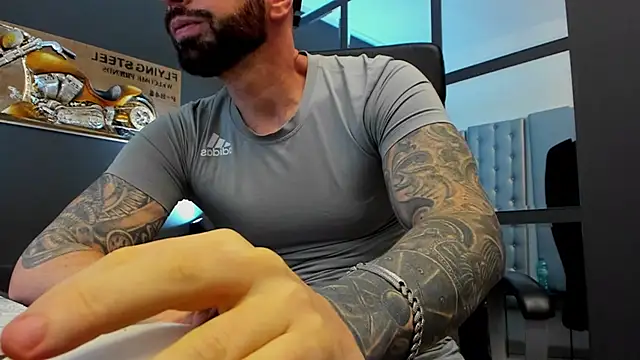 AronGrant online show from December 14, 10:44 am