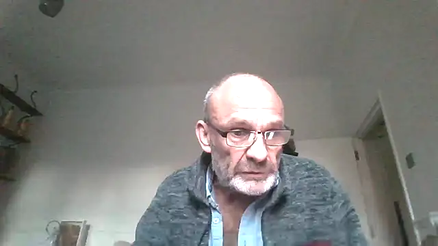 Shyboy817 online show from November 17, 3:26 pm