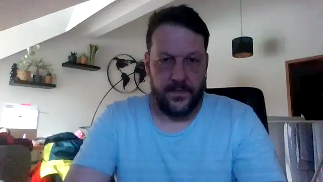 BennyLommy online show from March 14, 12:56 pm