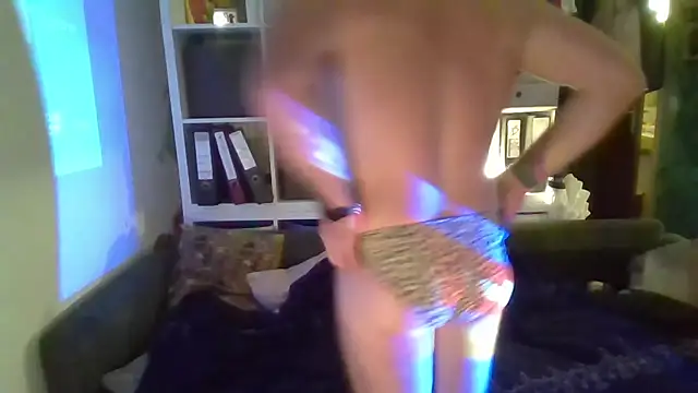 Fuckbuddy36 online show from October 19, 11:30 pm