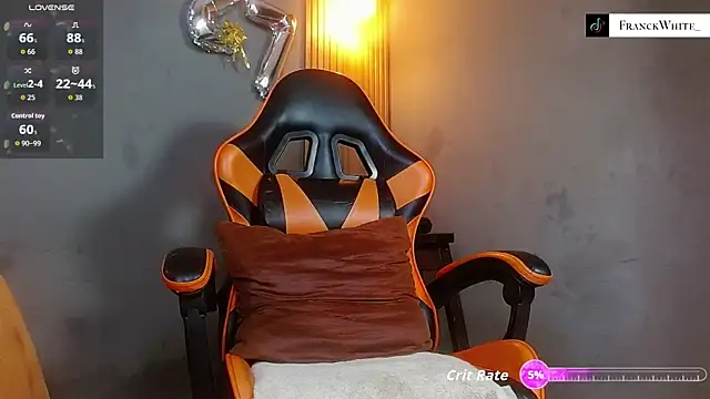 Mr WhiteCock online show from July 25, 7:43 pm