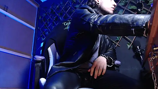 Dicaprioo  online show from January 13, 8:30 am