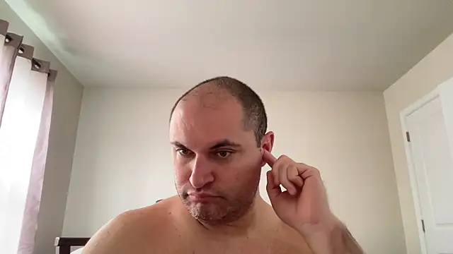 SluggishChase99 online show from March 25, 2:21 pm