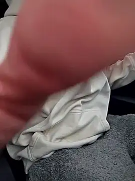 Zeefy online show from February 16, 9:07 am