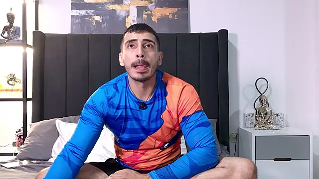 muscle ares online show from February 17, 11:25 pm