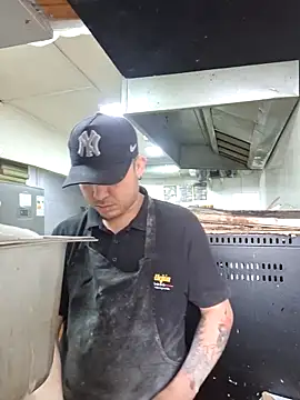 Victorjose3030 online show from October 31, 8:12 pm