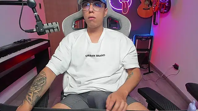 granxarma960 online show from January 11, 4:38 am