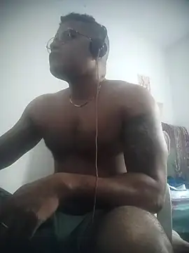 SaucyAffair0 online show from July 23, 1:52 pm