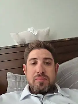 caliguy37 online show from July 11, 8:11 pm