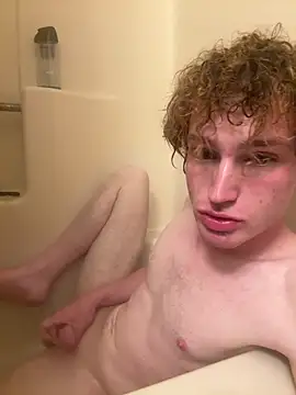 CreamyAustin online show from April 3, 1:35 am