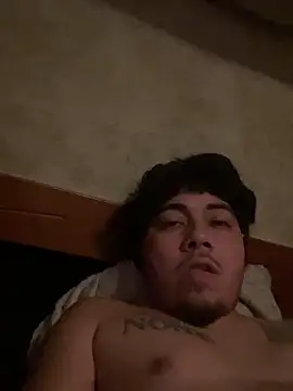 naughtyboi224 online show from December 5, 12:51 am