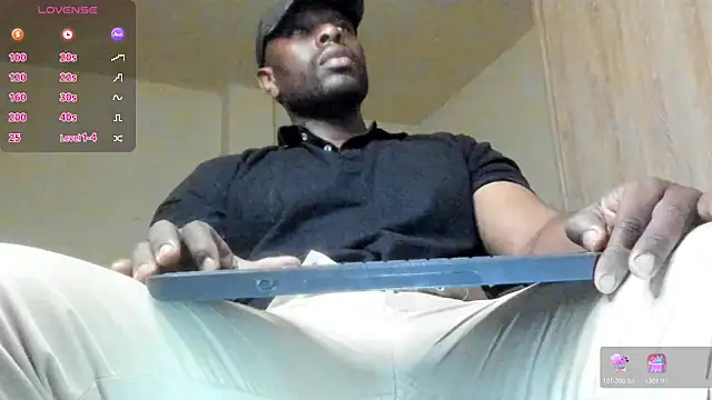 thomas santtos1 online show from July 7, 1:37 pm