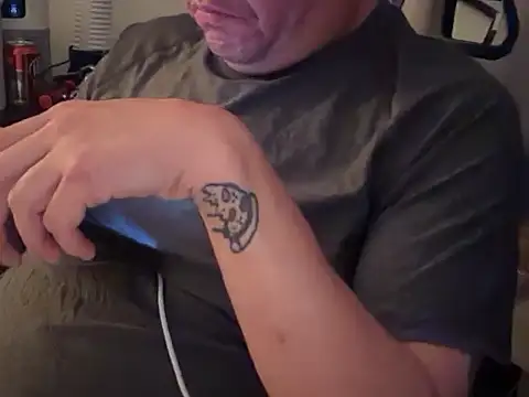 Mikeypnp1494 online show from November 10, 6:13 pm