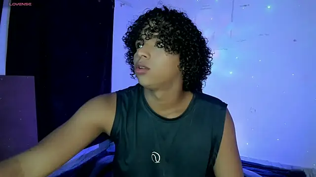 Noah Smith04 online show from June 3, 9:42 pm